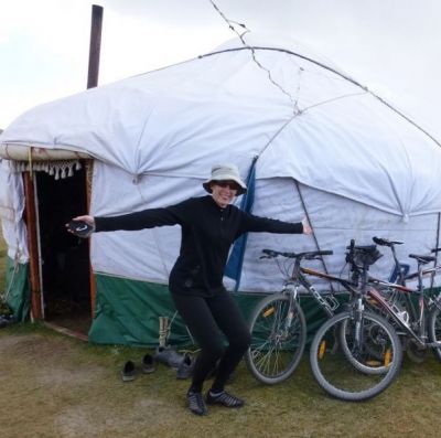 Ruth Murphy Cycling on the  tour with redspokes